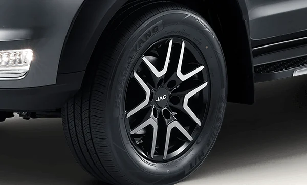 Llantas de aluminio de 18”. JAC T8 Pro.