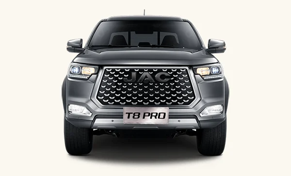 Parrilla frontal cromada de gran tamaño. JAC T8 Pro